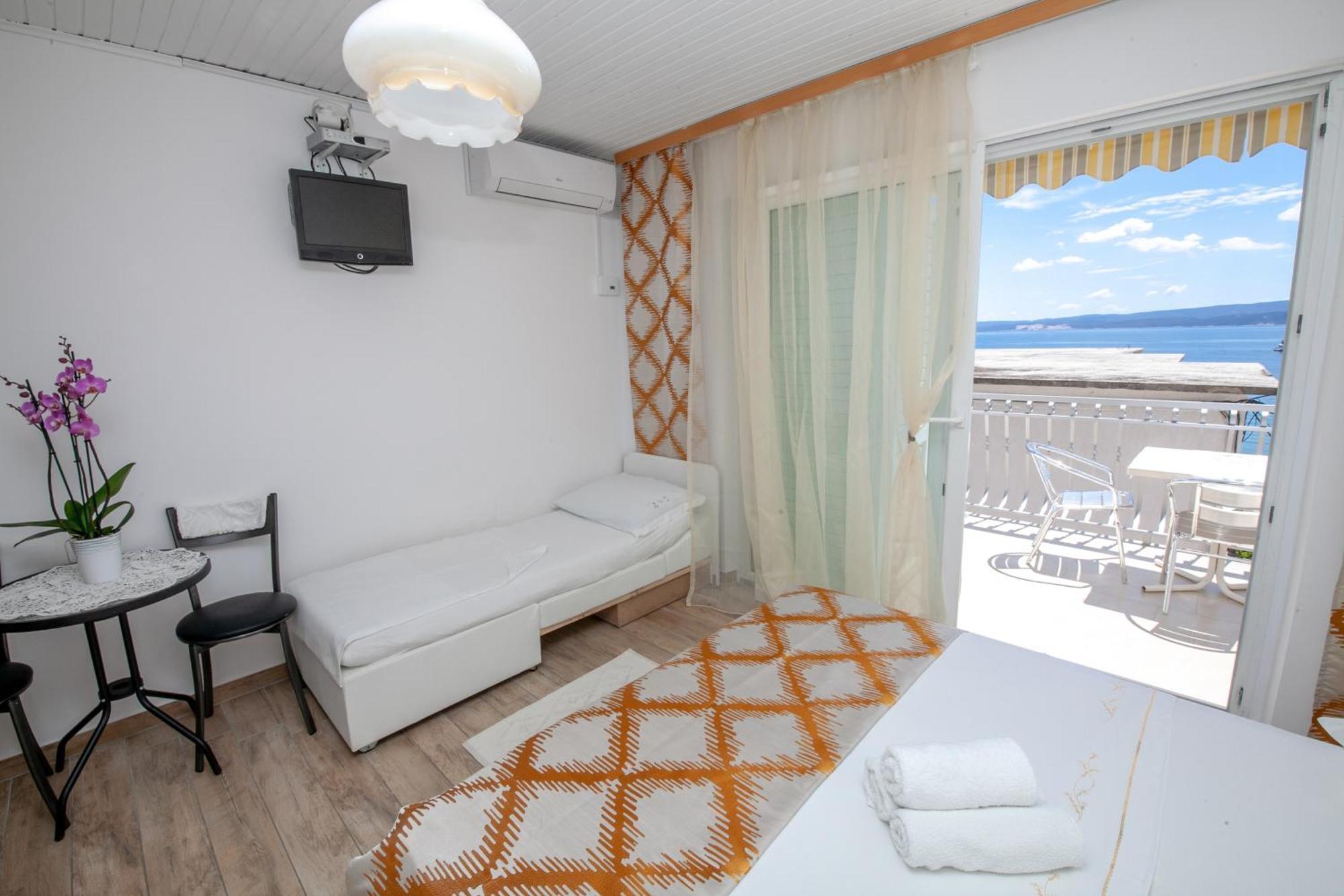Apartments By The Sea Duce, Omis - 2992 Dugi Rat Zimmer foto